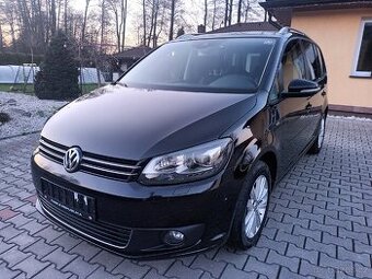 VW Touran LIFE 1.6TDi 77KW 2013 xenon tažné zařízení..