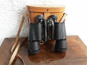 Dalekohled Revue 16 × 50