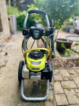 RYOBI 2800 PSI s motorem HONDA
