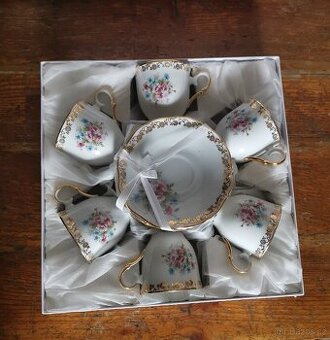 Starorolský Okrouhlicky Porcelan