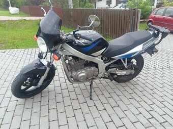 Suzuki GS 500 E
