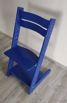 Rostoucí židle