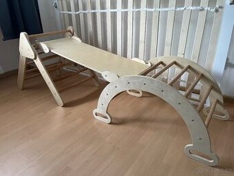 Dětská dřevěná lezecká sestava COSTWAY 4v1