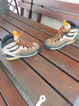 Turistické boty Garmont goretex velmi zachovale - 1