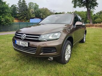 VW TOUAREG 7P 3.0TDi 176kW 2011 ČR