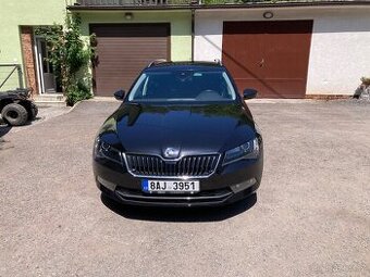 Škoda Superb 3