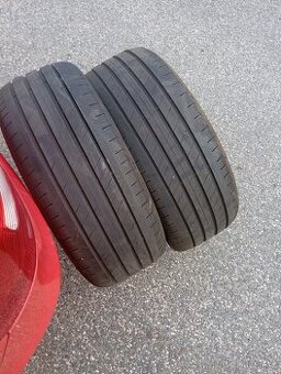 235/40/19