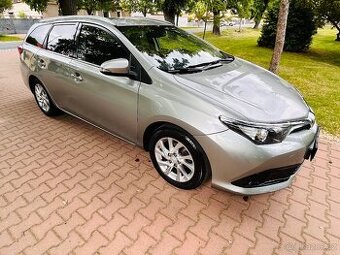 Toyota Auris 1.6i - 79 KW, DIGI KLIMA,KAMERA.