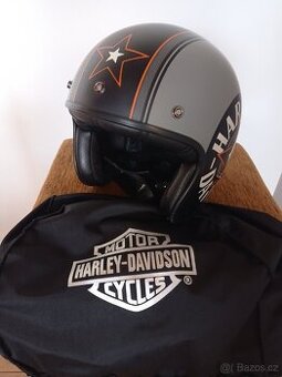 Moto helma