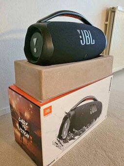 JBL BoomBox 3