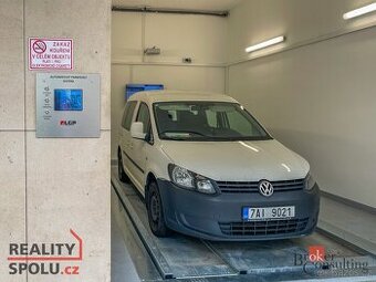 Prodej, ostatní/garážové stání, 15 m2, Biskupský dvůr 2095/8 - 1