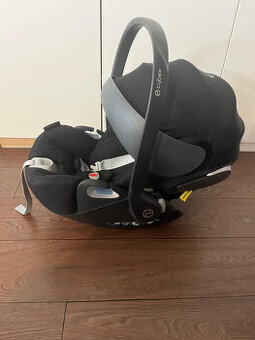 Základna Cybex Base T a autosedačka Cybex Cloud Z i-Size