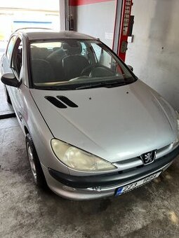 Peugeot 206 1.4i motor KFX