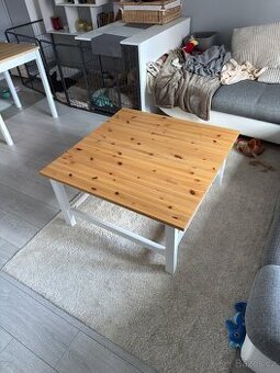 konferencni stolek HEMNES