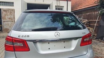 Mercedes E 220 W 212