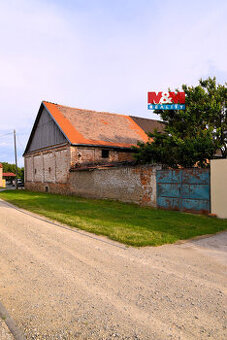 Prodej stodoly 264m² na pozemku 400m² Šumice