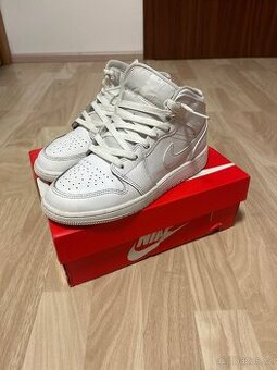 Nike Air Jordan 1 mid, vel 37,5 - 1