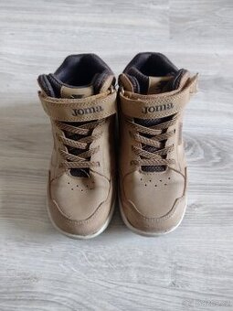 Kotníková obuv na suchý zip, velikost 31