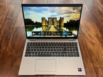 Dell Latitude 5550, 16GB, 512GB, záruka