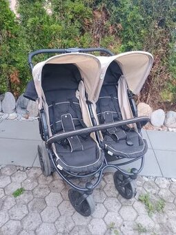 Kočárek Hauck pro sourozence