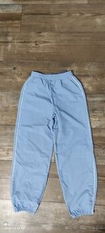 Nové - modré šusťáky