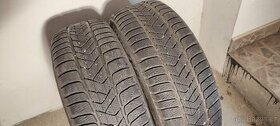 Zimní pneumatiky 225/50R18 Pirelli