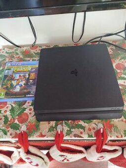 Prodám PS4 Slim 1TB