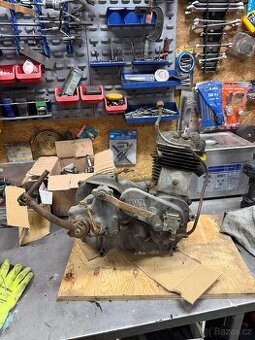 Jawa 350 SV - Motor (první série)