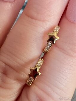 Nové dětské náušnice zlaté hvězdičky