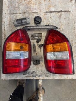 Zafira A zadni svetla
