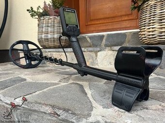 Detektor kovů Nokta Makro The Legend