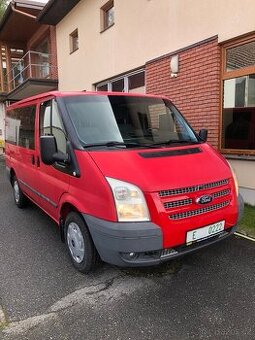 FORD Transit Bus 9 míst , 300S , 2,2 CRDI , 92 kw.