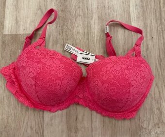 Victoria Secret ruzova podprsenka 34DD