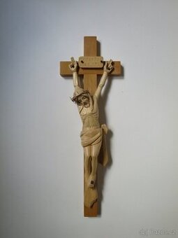 Kříž s Ježíšem