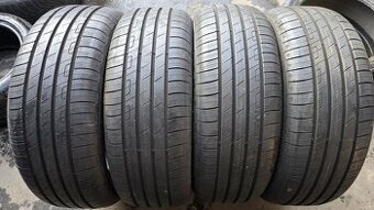 Letní pneu 215/55/17 Good Year