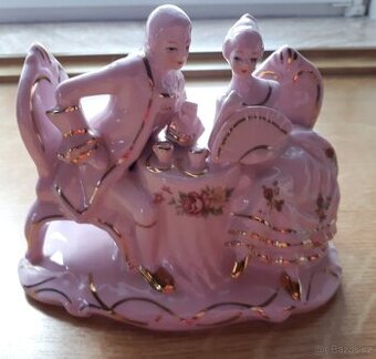Panáček s panenkou - růžový porcelán