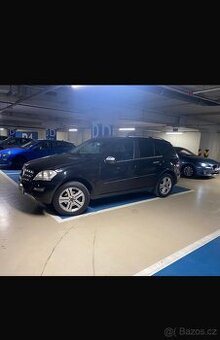 Mercedes Benz ML W164