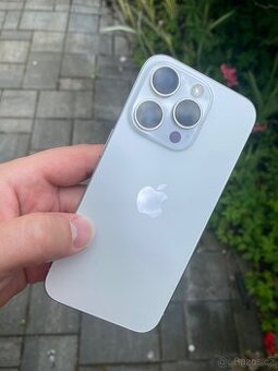 iPhone 15 PRO 256Gb v hezkém stavu