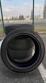 Vredestein Quatrac Pro 235/45 r19 (celoroční)
