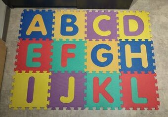 Pěnová podložka puzzle abeceda
