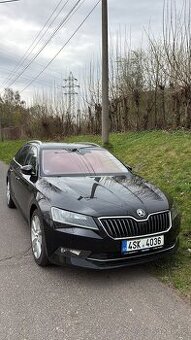 Škoda Superb - Combi DSG 2,0TSI 200kW 4x4, plná výbava