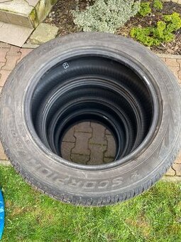 Letni sada pirelli 235/55 r18 100v