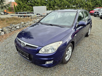 Hyundai i30 1.6 CVVT, KLIMA, ALU KOLA