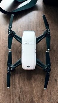 Dron DJI SPARK  More Combo