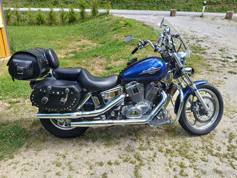 honda VT 1100 shadow