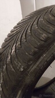 Michelin zimní 2 x 215/55/17 vzore 4+