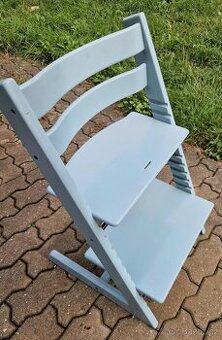 Prodám 2× dětskou židličku Stokke Tripp Trapp
