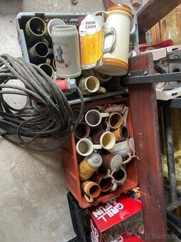 Prodám sbírku půllitrů a korbelů na pivo