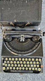 Starožitný kufříkový psací stroj - 1