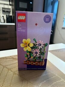 Lego Treláž s květinami 40683